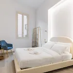 Maison Gil Santucci ボローニャ
