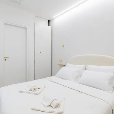 Maison Gil Santucci 3* Bolonia